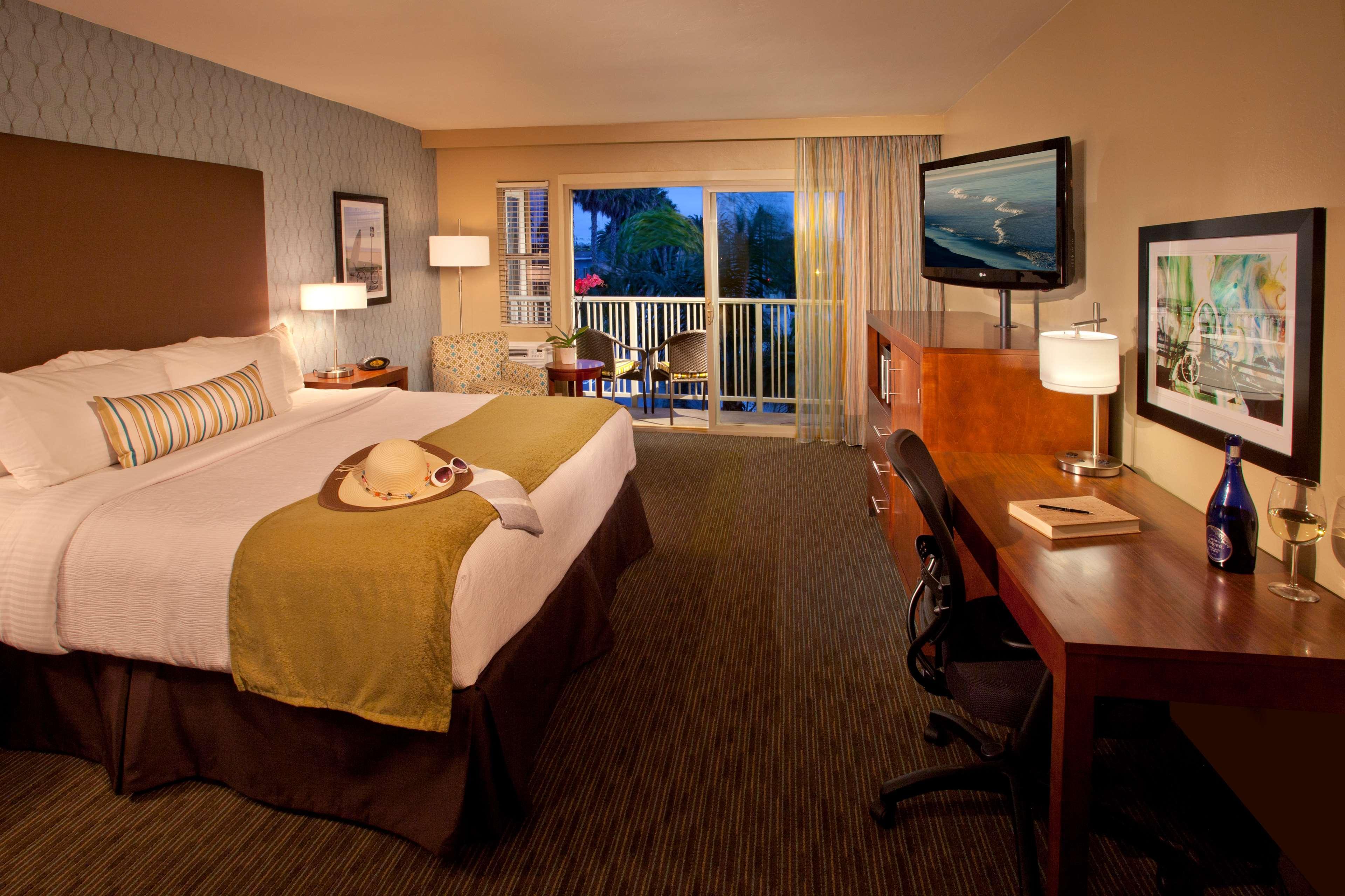 Best Western Plus Beach View Lodge Carlsbad Exteriör bild