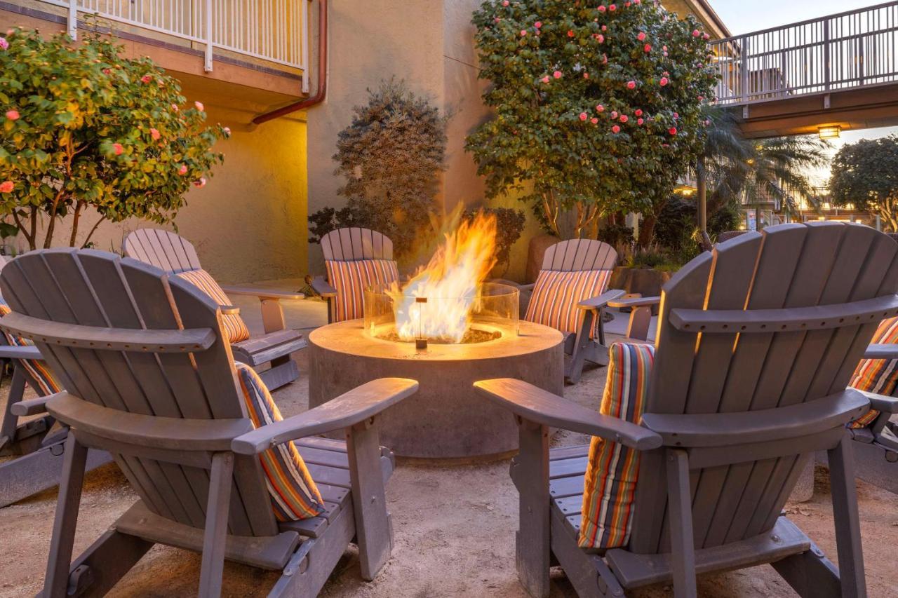 Best Western Plus Beach View Lodge Carlsbad Exteriör bild